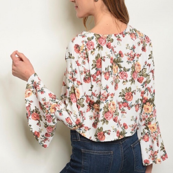 Ivory Floral Tie Front Crop Top with Bell Sleeves - Picture 4 of 8